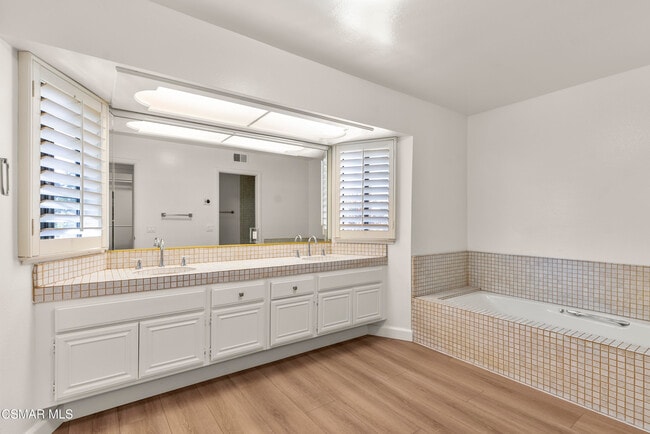 Building Photo - 2938 Winding Ln