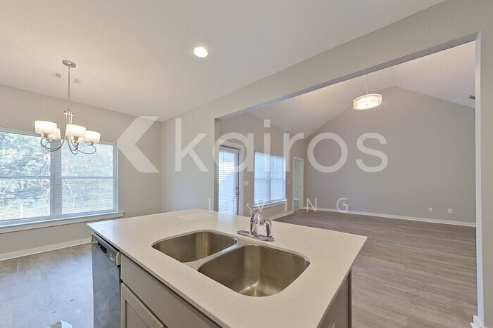 Building Photo - 11494 Crimson Ridge Rd