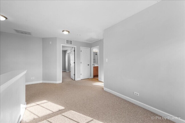 Building Photo - 1128 Bartholdi Ct