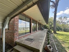 Building Photo - 402 Lcr Redbud A