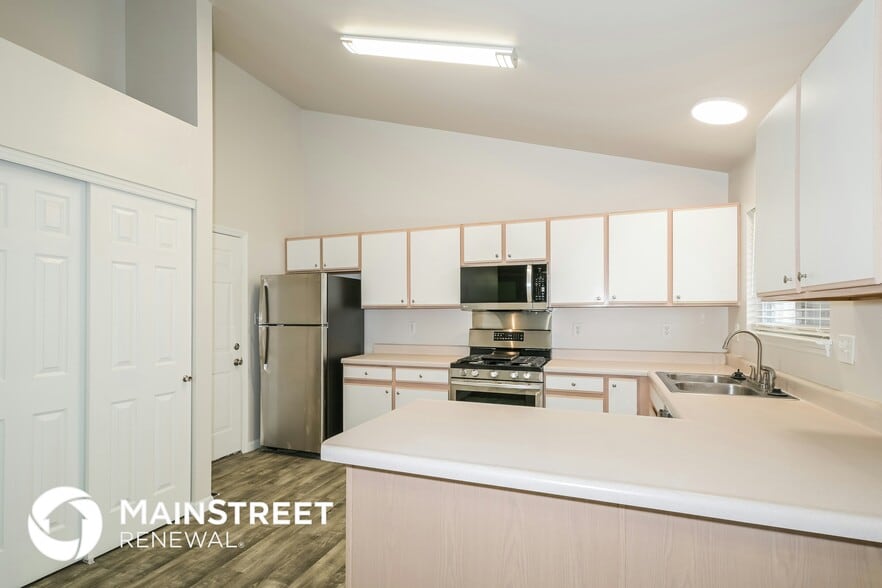 Building Photo - 5441 Ambrose Crossing