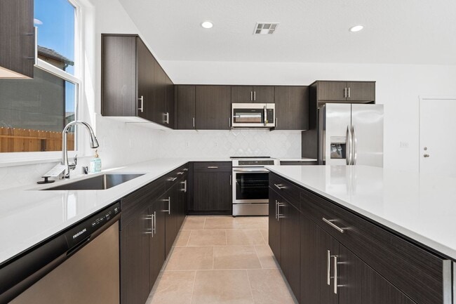 Building Photo - Brand New 3 Bedroom Home with Solar!