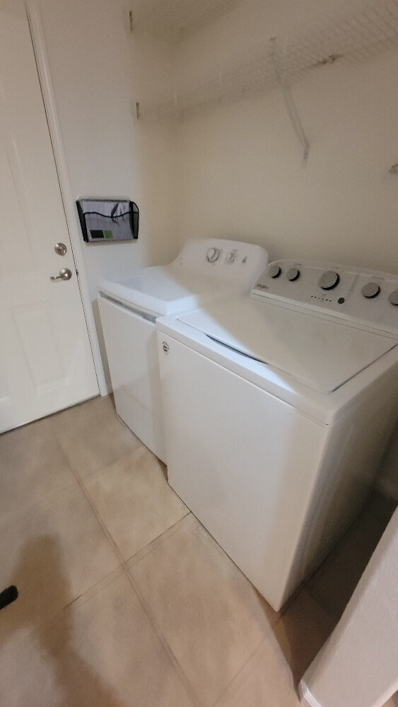 Building Photo - Charming 1-Bedroom Retreat in Roseville - ...