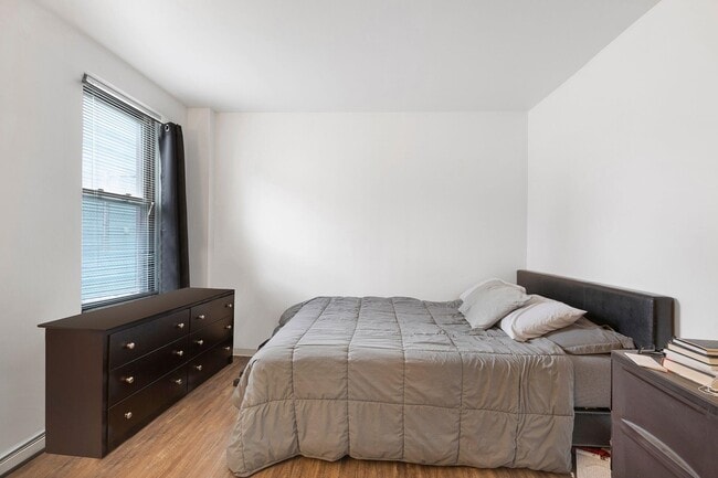 Building Photo - 2787 John F. Kennedy Blvd