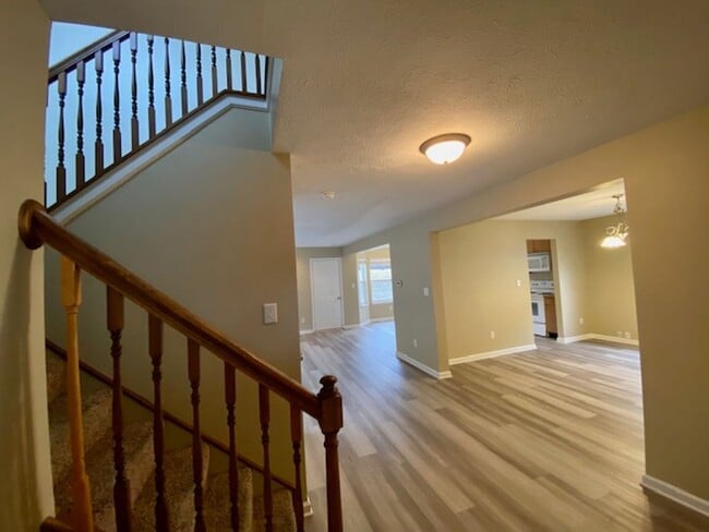 Building Photo - COMING SOON!! Stunning 4 Bedroom 2.5 Bathr...