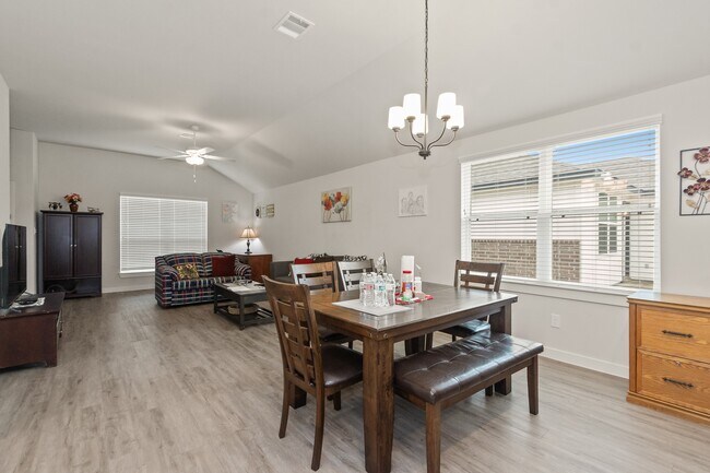 Building Photo - 76 Rd 51030