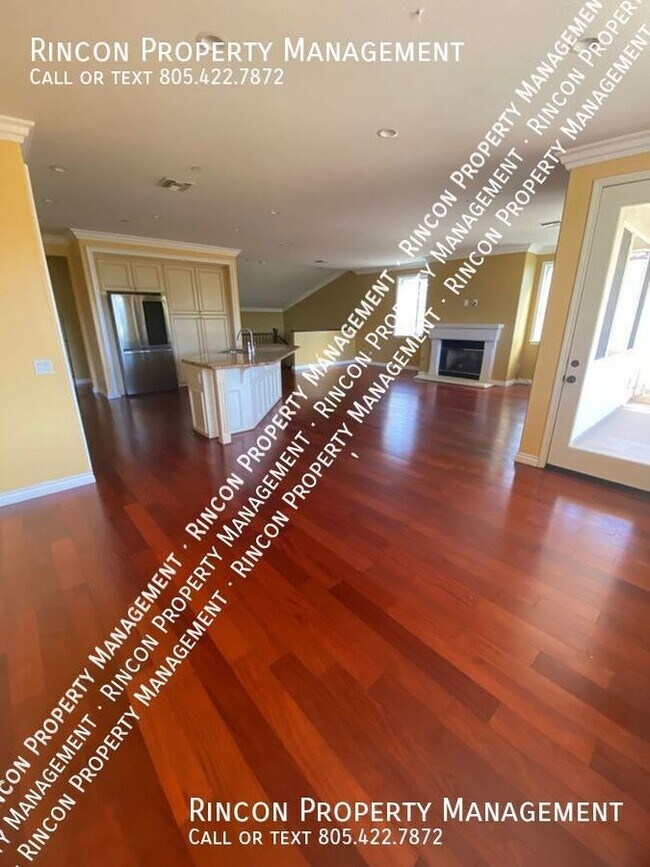 Building Photo - Elegant Long Term Large Home Rental - Load...