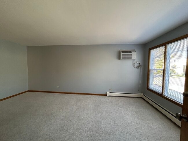 Building Photo - 5350 N Central Ave