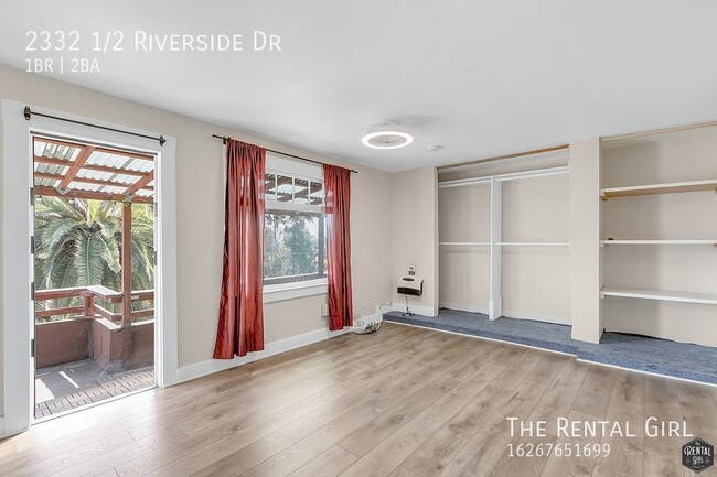 Building Photo - 2332 1/2 Riverside Dr-