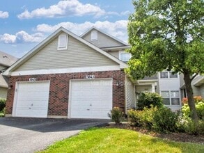 Building Photo - 3043 Kentshire Cir