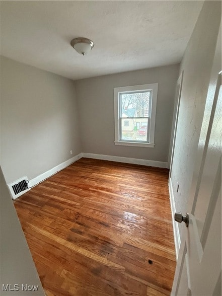 Building Photo - 19600 Pasnow Ave