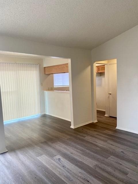 Building Photo - 3001 Parker Ln