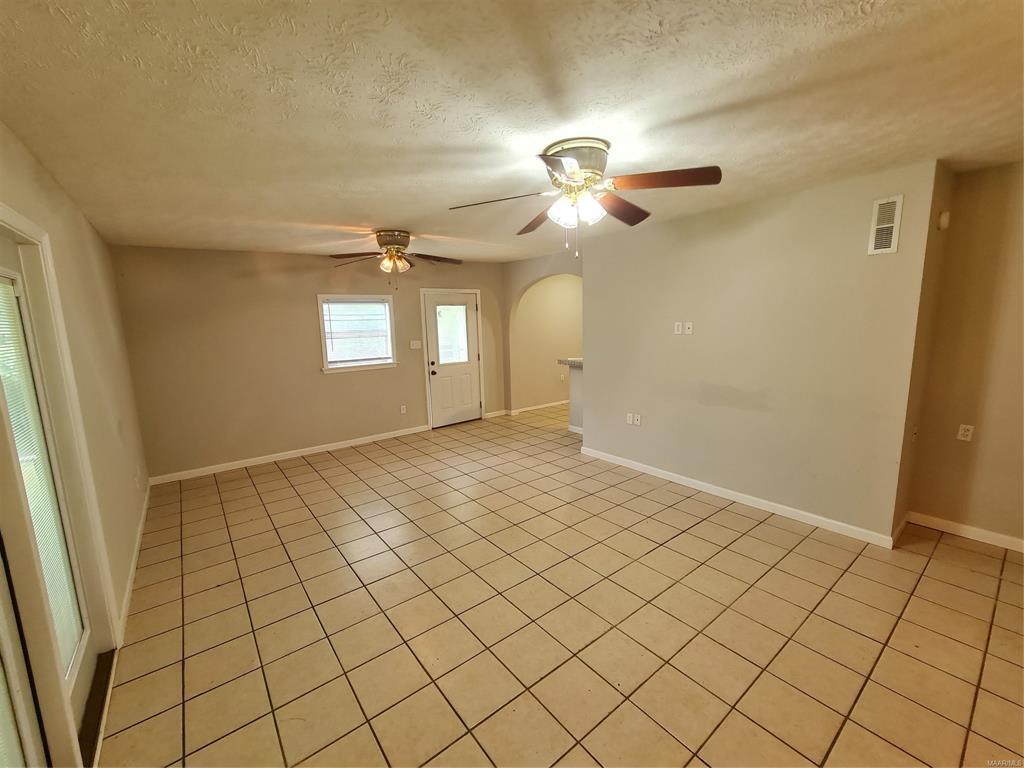 Building Photo - 1163 Cottondale Rd