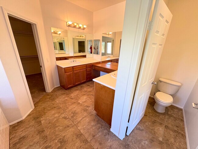 Building Photo - 31450 Pear Blossom Cir