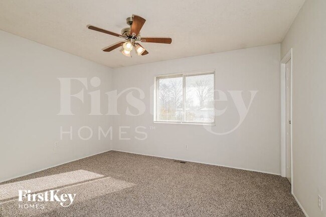 Building Photo - 1560 Leisure Dr