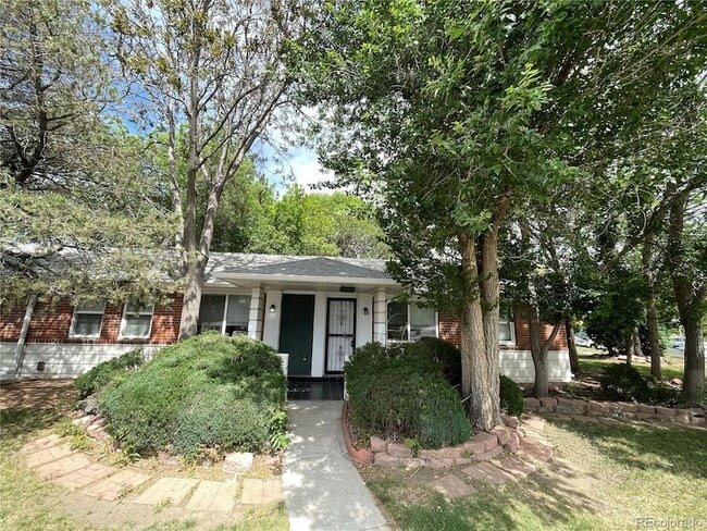 Building Photo - 1400 Galena St
