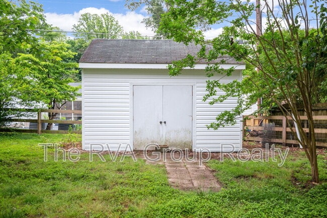 Building Photo - 10075 Aragon Dr