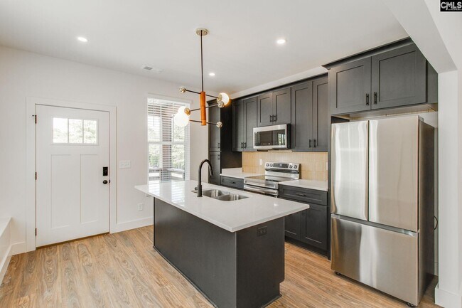 Building Photo - 2516 Richland St