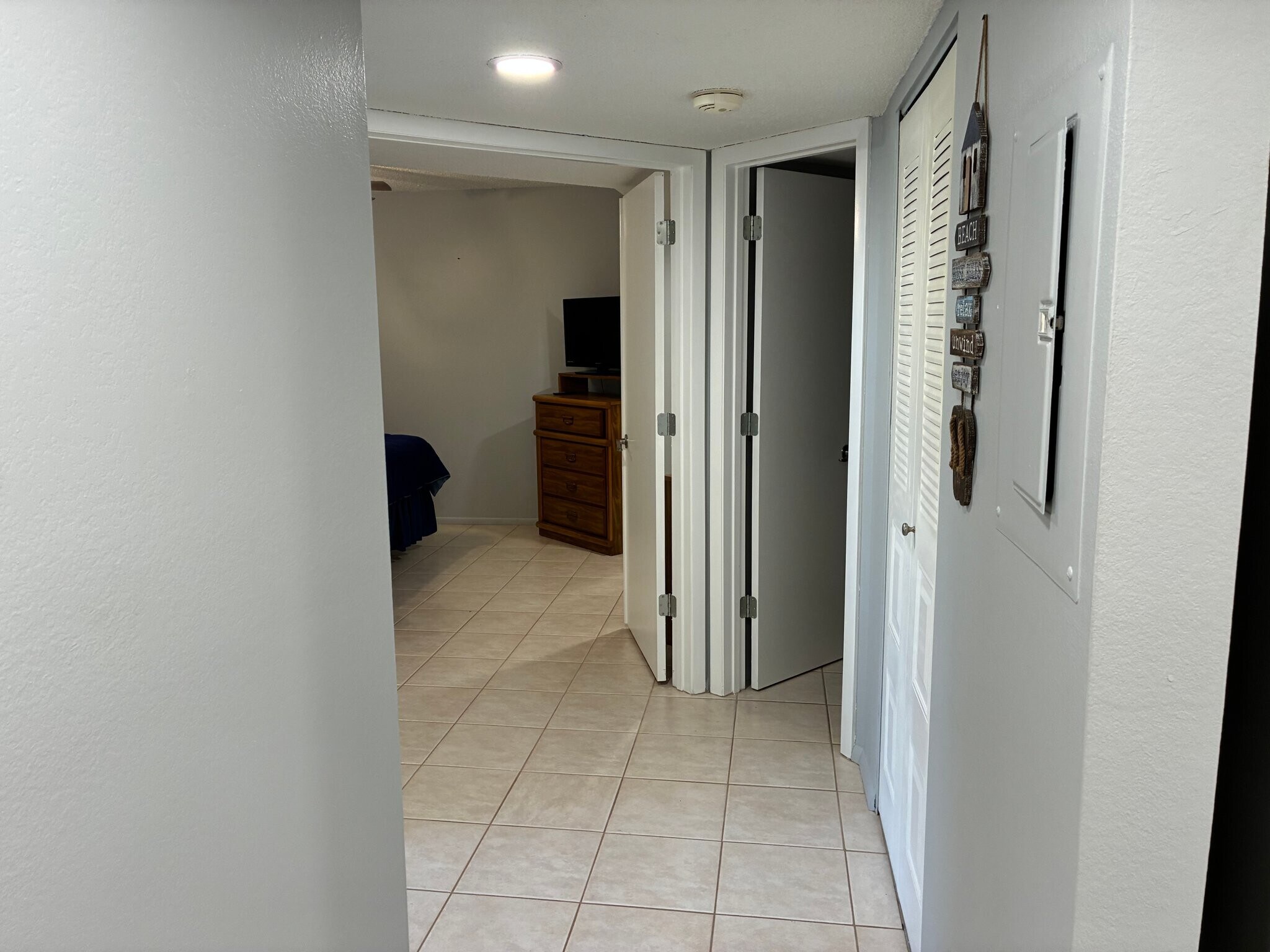 Building Photo - 19505 Quesada Ave