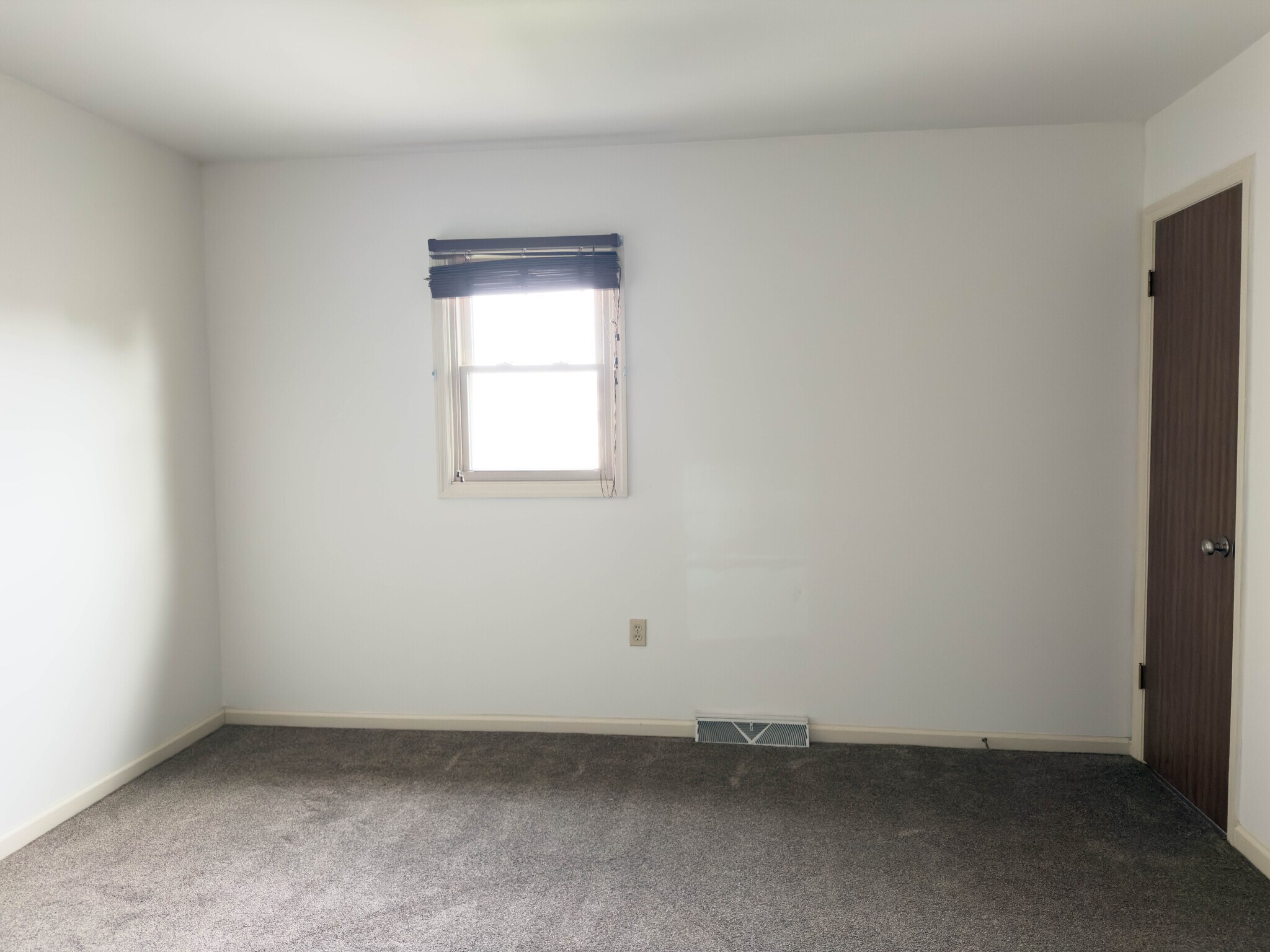 Building Photo - 2146 Walnut St