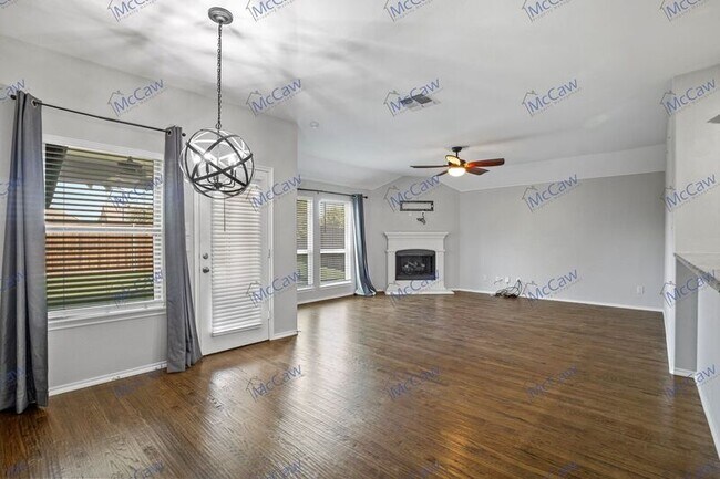 Building Photo - 513 Rustic Oak Ln