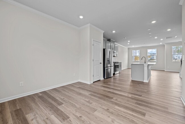 Building Photo - Gorgeous New Construction!  Updated Kitche...