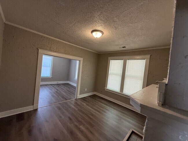 Building Photo - 434 Malvern St