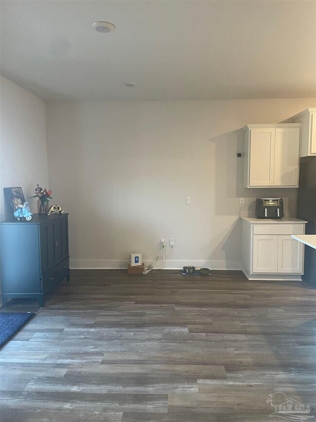 Building Photo - 5859 Sargassum Ln