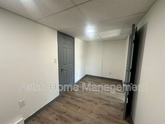 Building Photo - 10699 Jonestown Rd