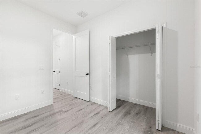 Building Photo - 1771 Roseberry Ln