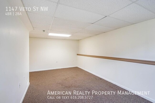 Building Photo - 1147 Veto St NW