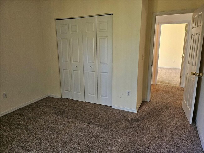 Building Photo - Newly renovated 3 bed, 2 bath home located minutes from Palm Coast dining, shopping, and the beach