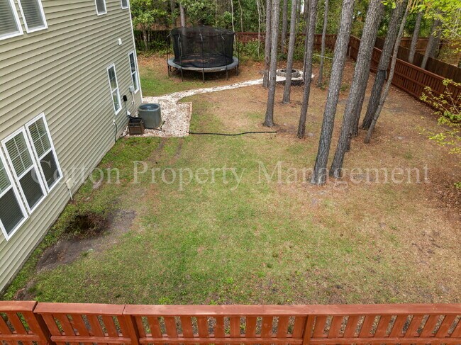 Building Photo - 807 Dan Owen Dr