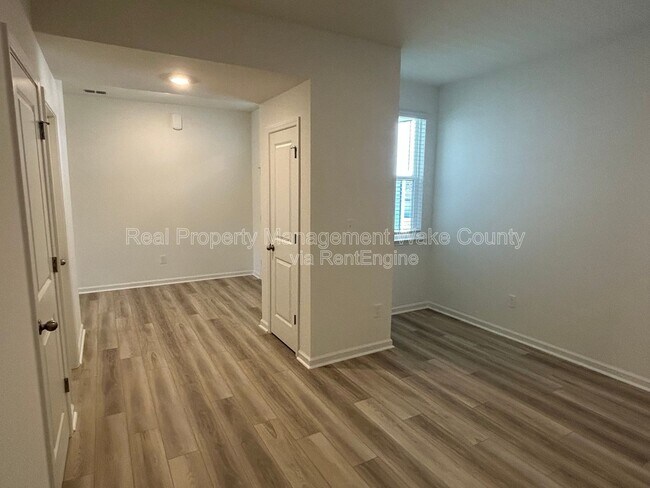 Building Photo - 2632 Pivot Rdg Dr