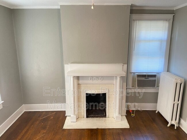 Building Photo - 276 Garland St