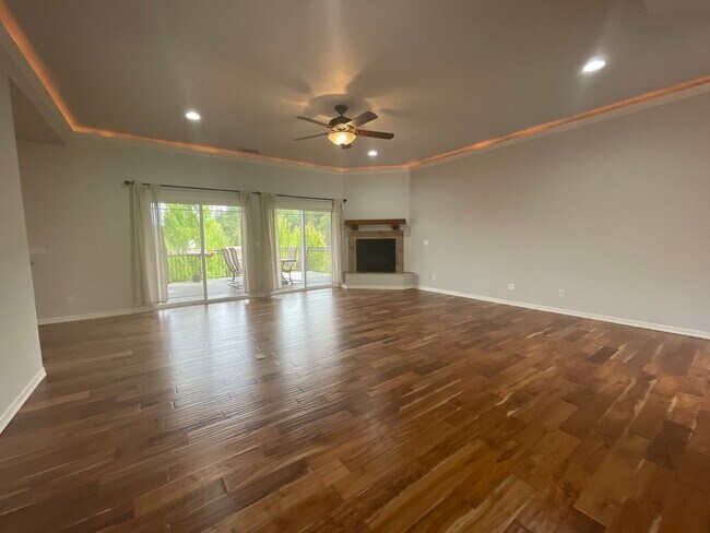 Building Photo - 228 Winchester Creek Ave