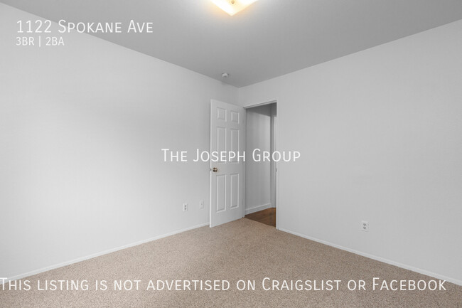 Building Photo - 1122 Spokane Ave