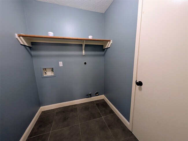 Building Photo - 14619 Golden Cypress Ln