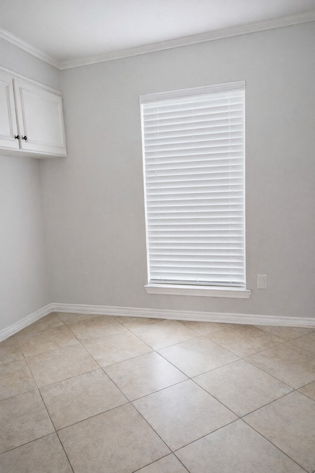 Building Photo - now renting 3 bedroom 2 bath house located in Pleasant Grove school distrct