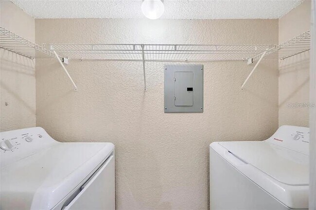 Building Photo - 3274 Haviland Ct
