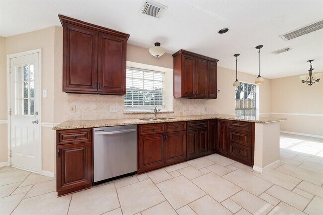 Building Photo - 4219 Margate Dr