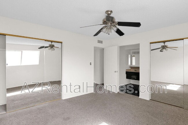 Building Photo - 1891 E Dunbar Dr