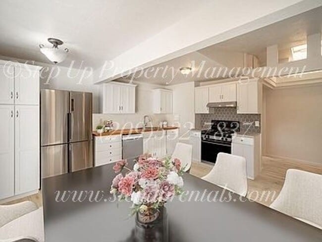 Building Photo - 11240 CA-49