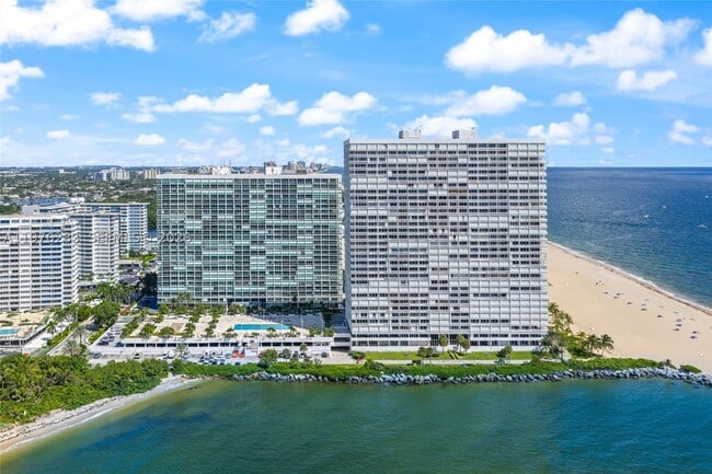 Building Photo - 2100 S Ocean Dr