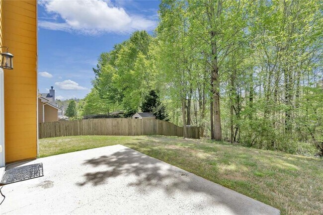 Building Photo - 1040 Rockbass Rd