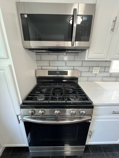Stainless Steel appliances - 113 Oakwood Ave