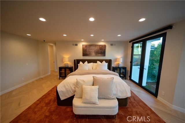 Building Photo - 17437 Oak Creek Ct