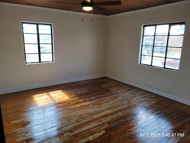 Building Photo - 4119 Barrancas Ave