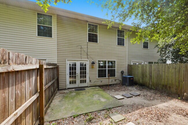 Building Photo - 345 Crooked Pine Trail