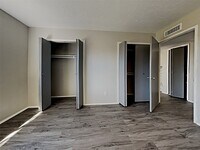 Building Photo - 17151 Ranch Country Rd